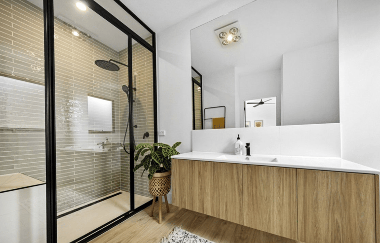 Two Storey Modular Home Main Bathroom