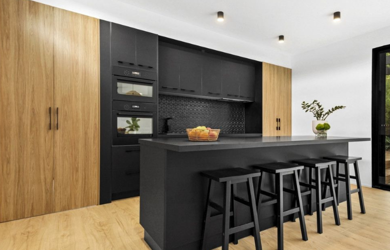 Project Focus: Charming Bushland Haven, McKenzie Hill, VIC