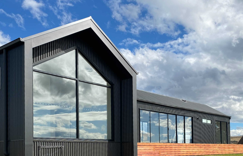 Project Focus: Charming Bushland Haven, McKenzie Hill, VIC