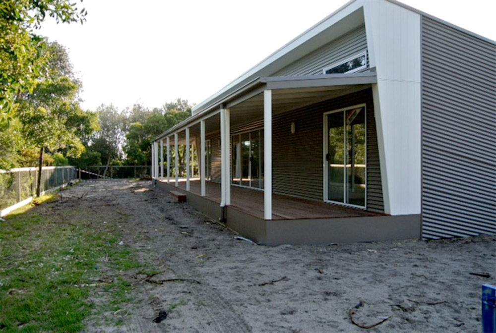 Modular-beach-house-Honeysuckles-exterior-front-Anchor-Homes