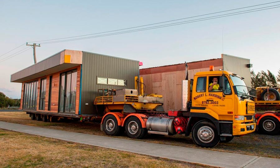 9---Move-day-arriving-to-site-for-installation.jpg 9---Move-day-arriving-to-site-for-installation.jpg