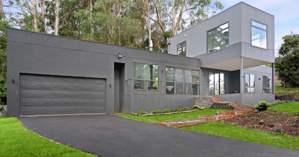 Project Focus: Enchanting Forest Retreat, Olinda, VIC